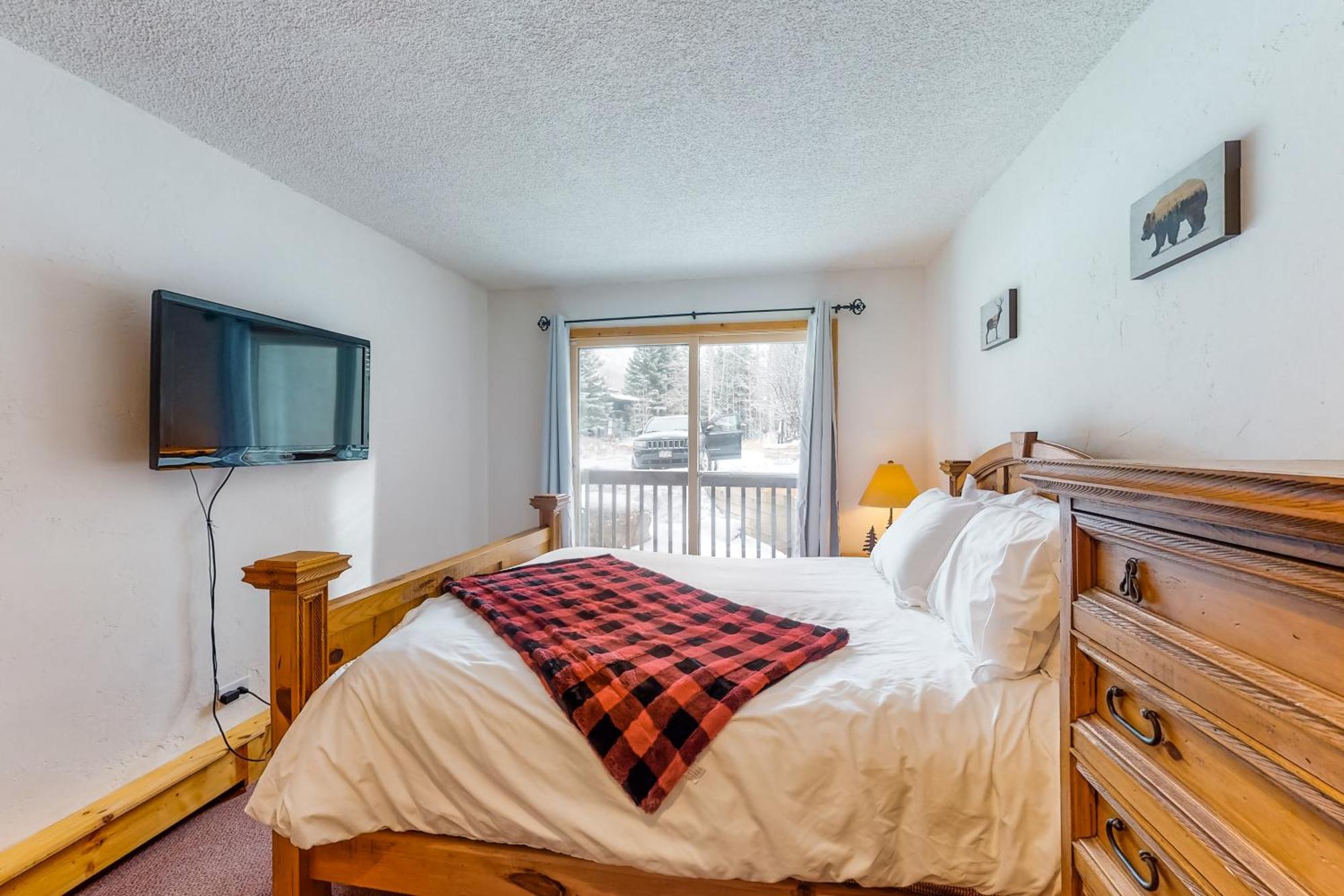 Timber Falls #809 Vail Room photo