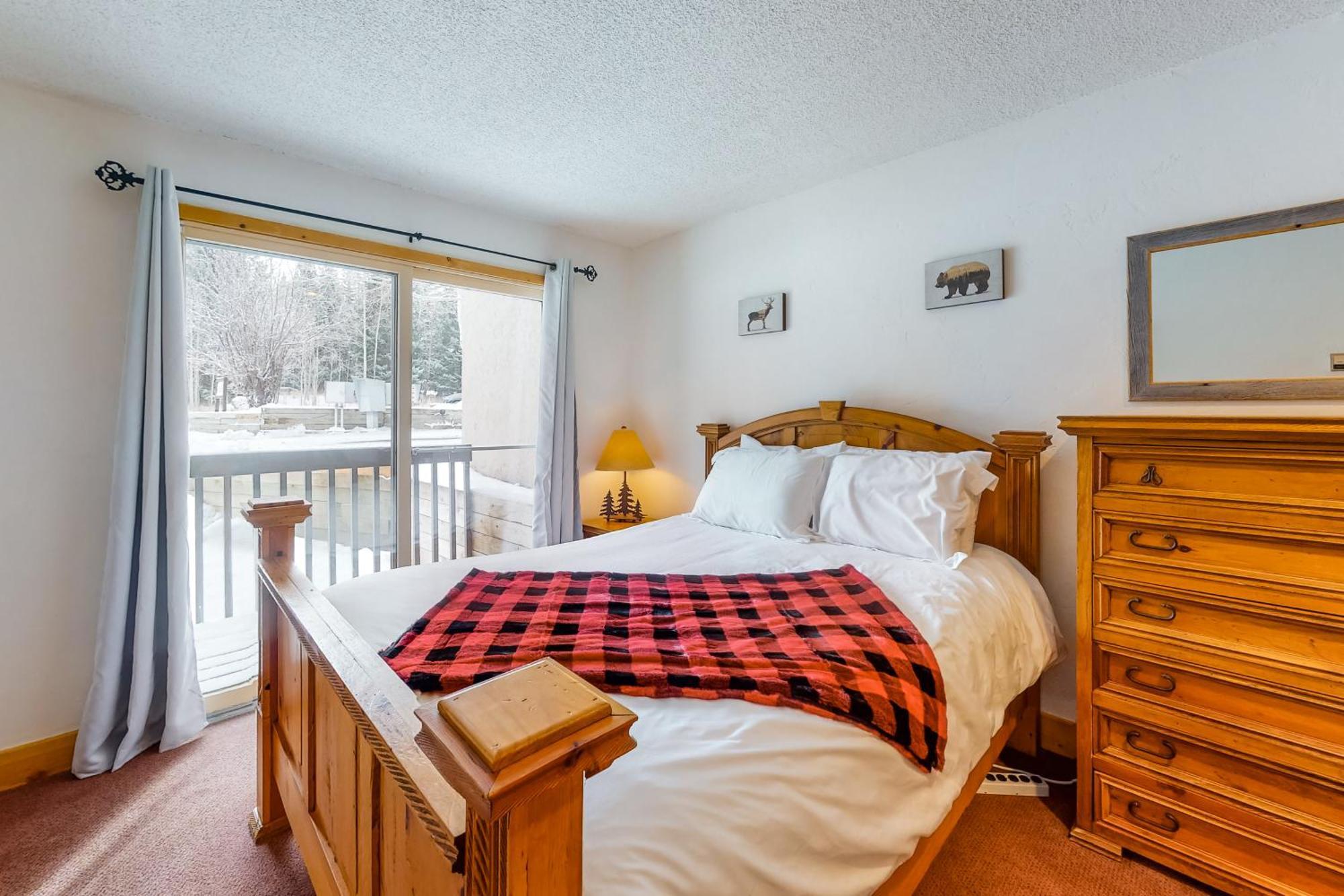 Timber Falls #809 Vail Room photo