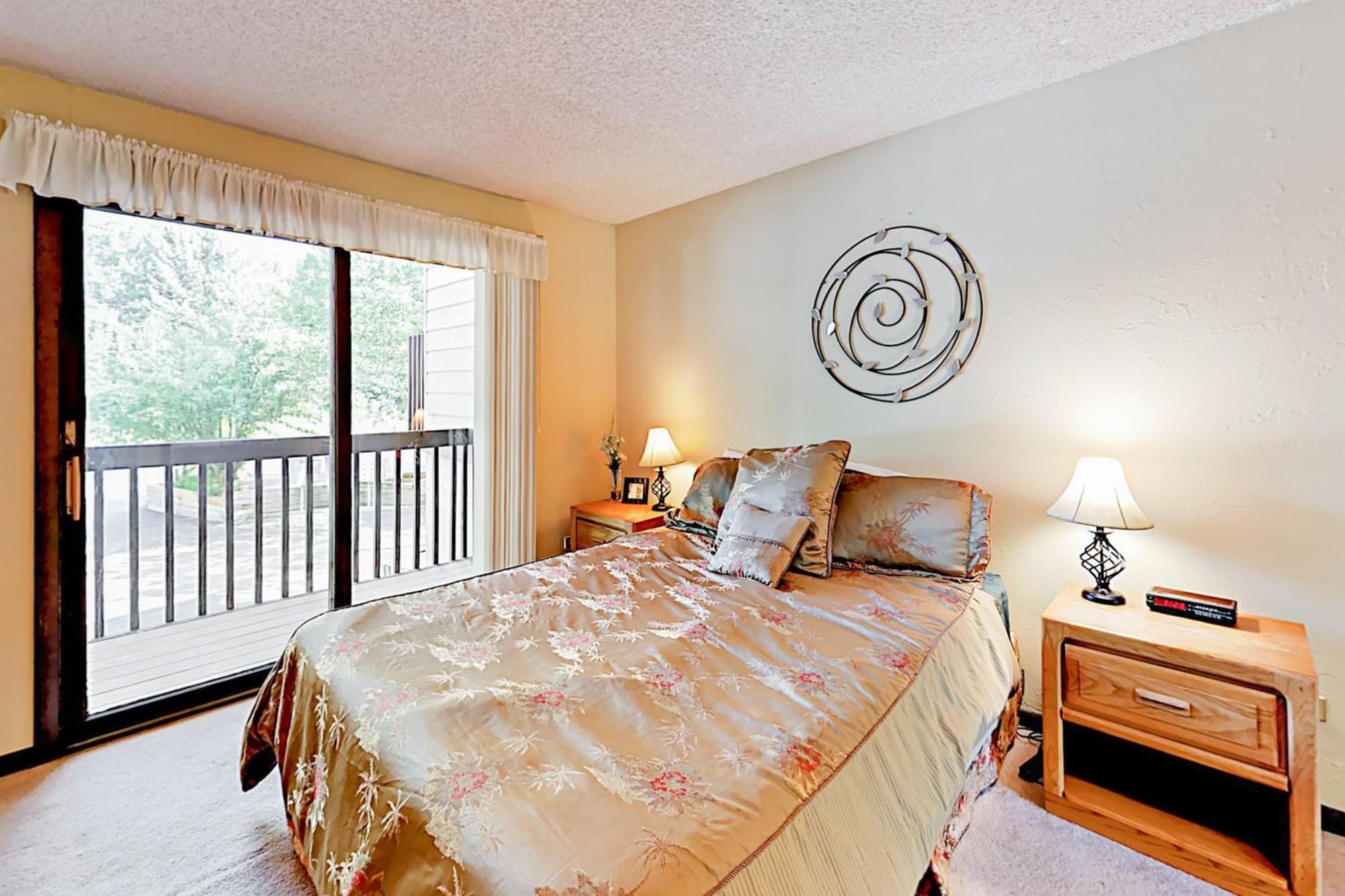 Timber Falls #809 Vail Room photo