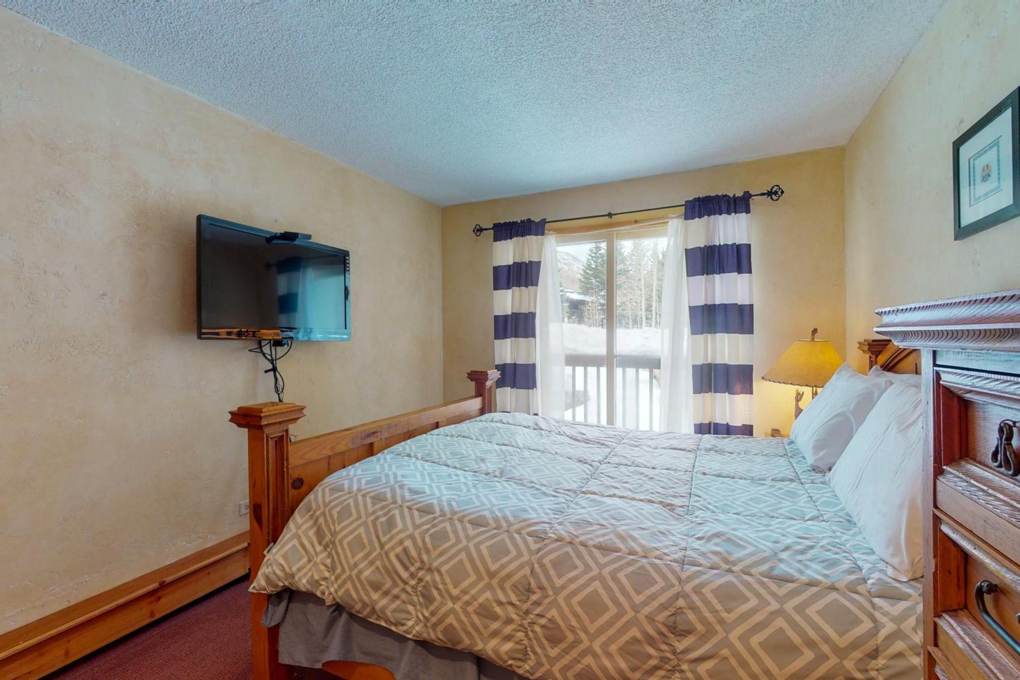 Timber Falls #809 Vail Room photo